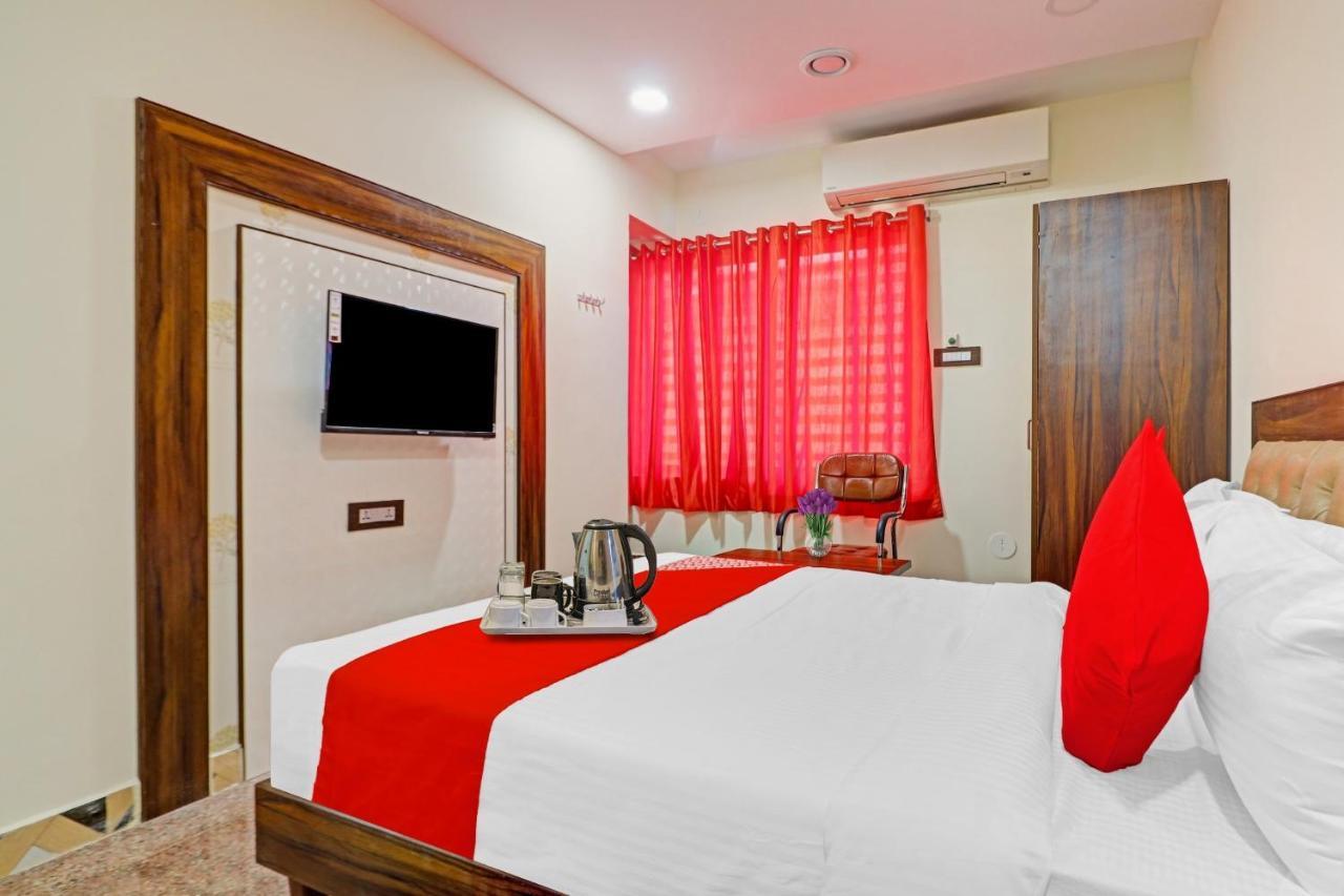 Heavens Inn Near Rasoolpura Metro Station Haydarabad Dış mekan fotoğraf