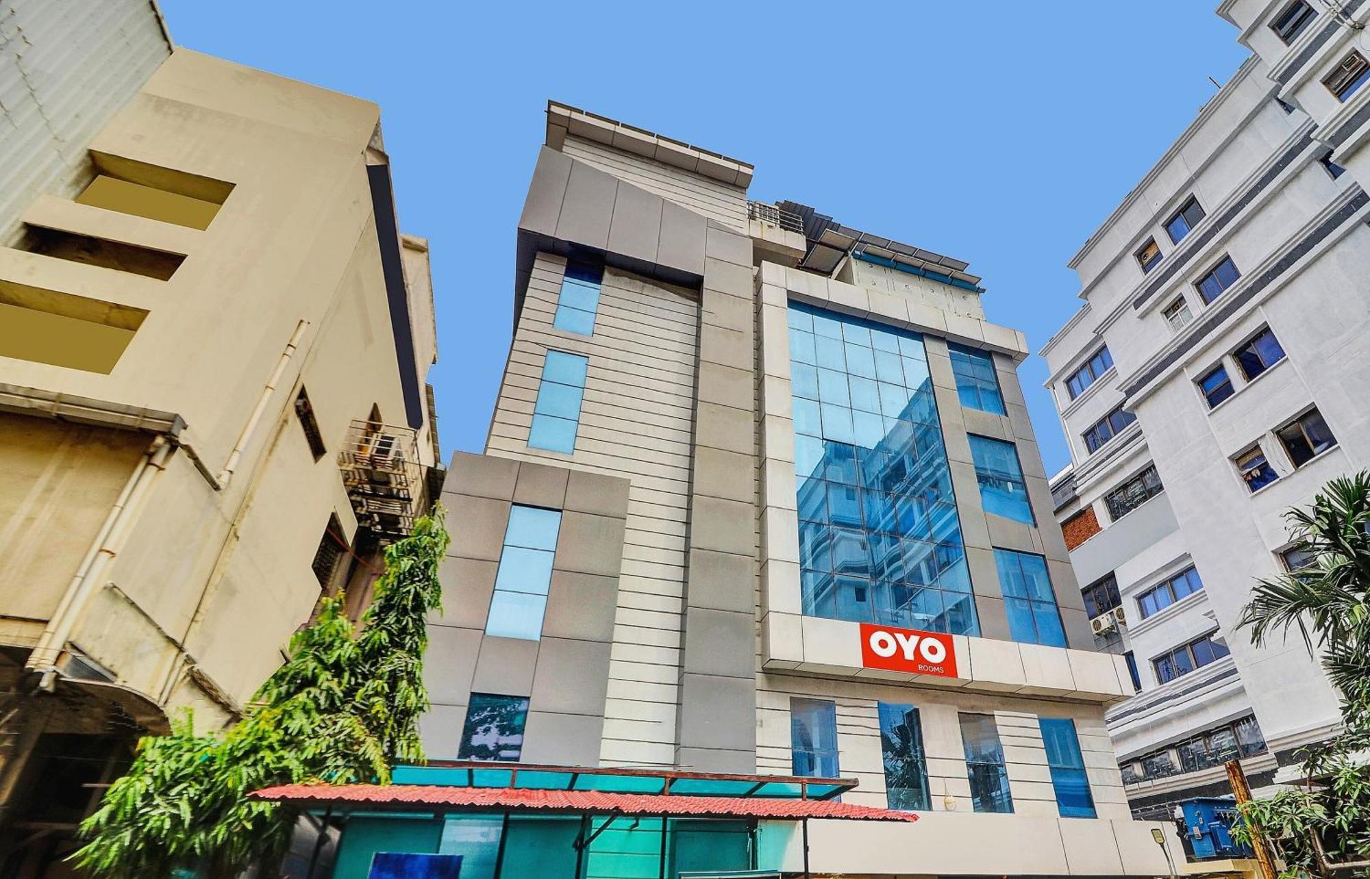 Heavens Inn Near Rasoolpura Metro Station Haydarabad Dış mekan fotoğraf