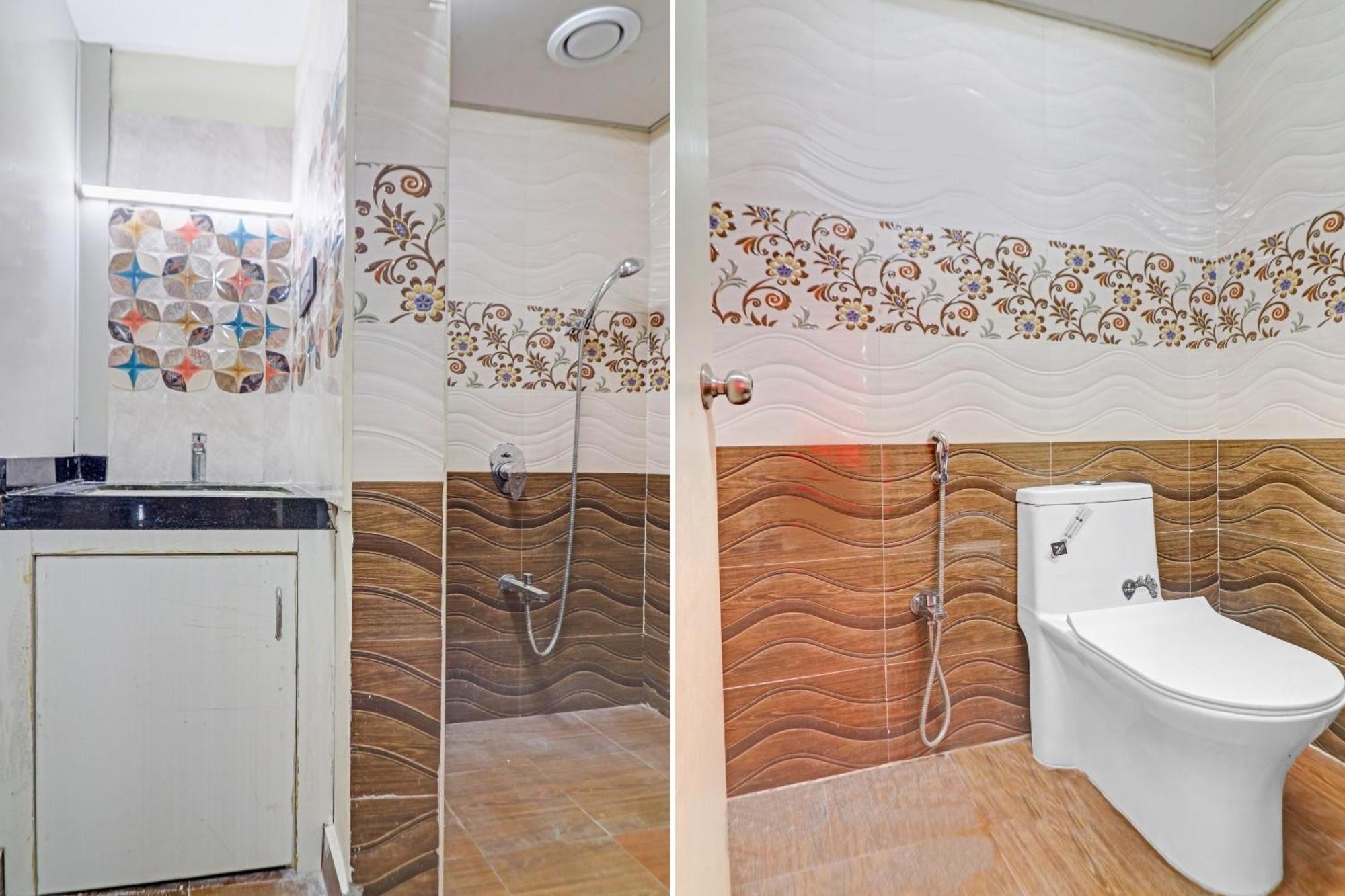 Heavens Inn Near Rasoolpura Metro Station Haydarabad Dış mekan fotoğraf